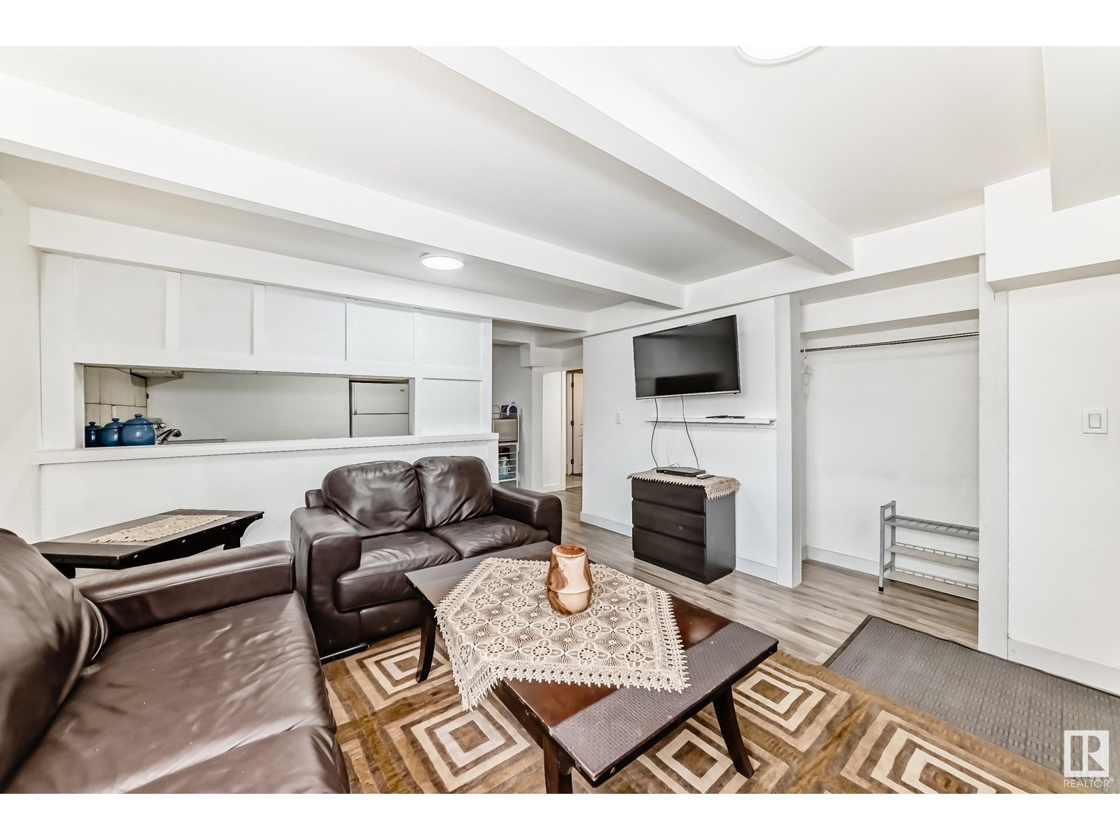 Photo 11 of 13410 134 Av Nw, Edmonton AB