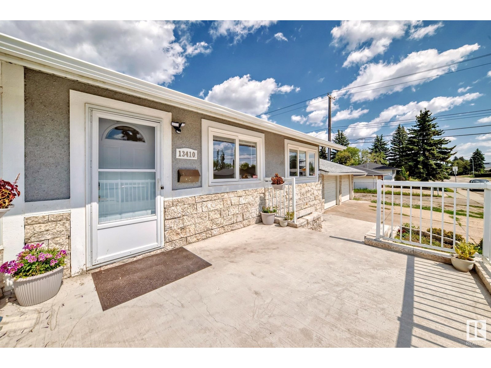 Photo 20 of 13410 134 Av Nw, Edmonton AB