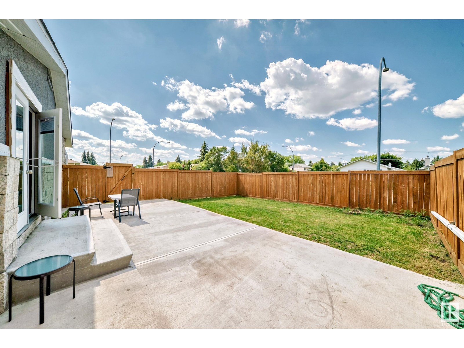 Photo 9 of 13410 134 Av Nw, Edmonton AB