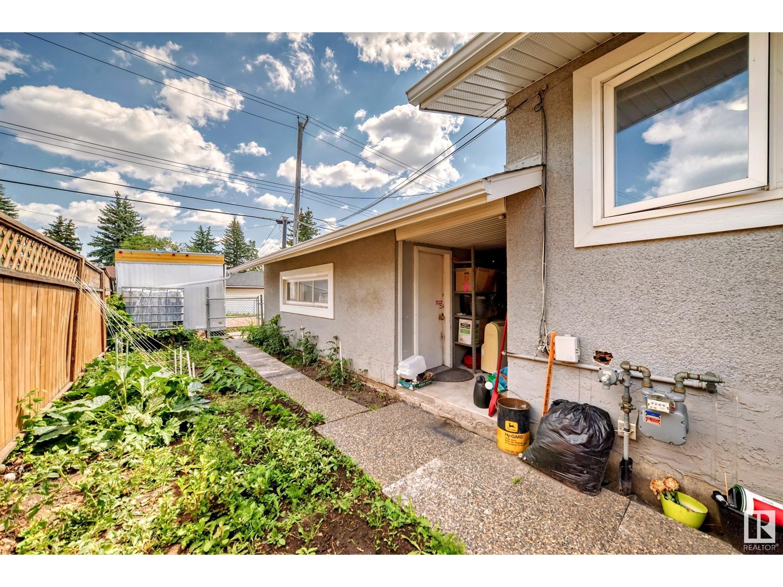 Photo 21 of 13410 134 Av Nw, Edmonton AB