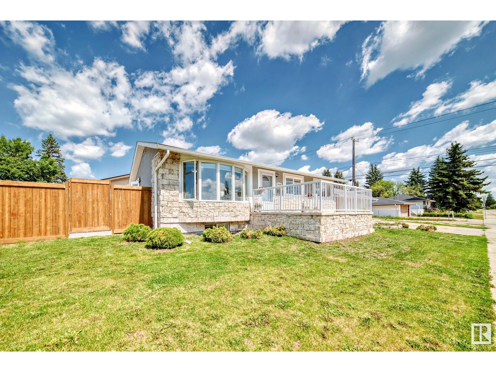 Photo 36 of 13410 134 Av Nw, Edmonton AB