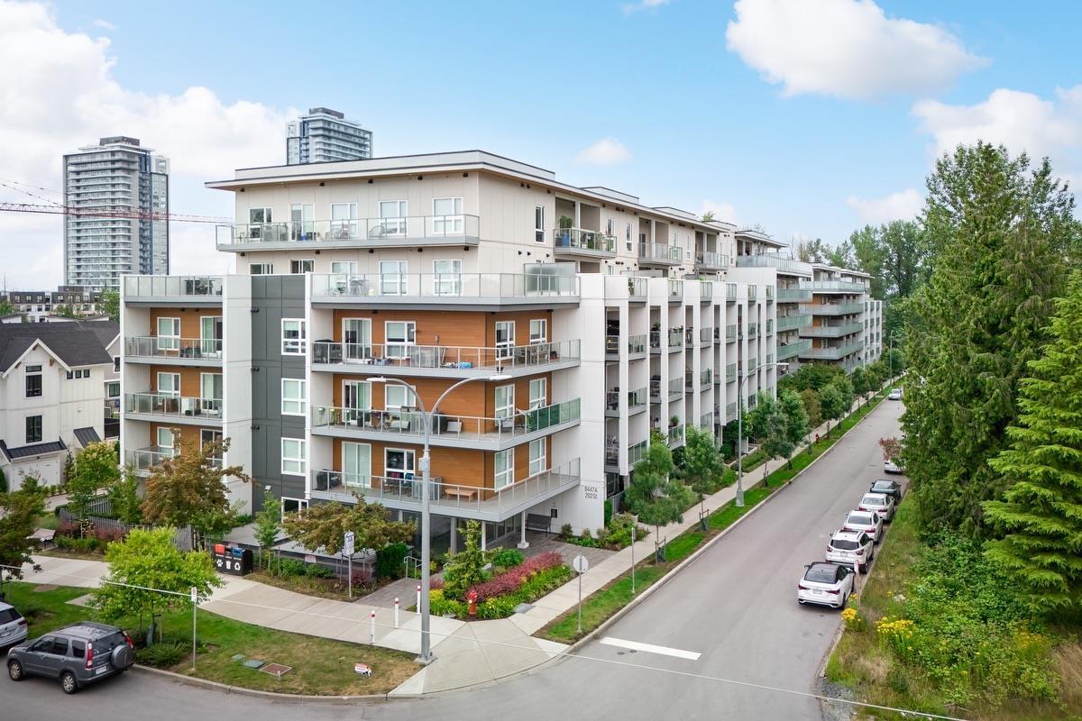 Photo 1 of A 209 8447 202 Street, Langley BC
