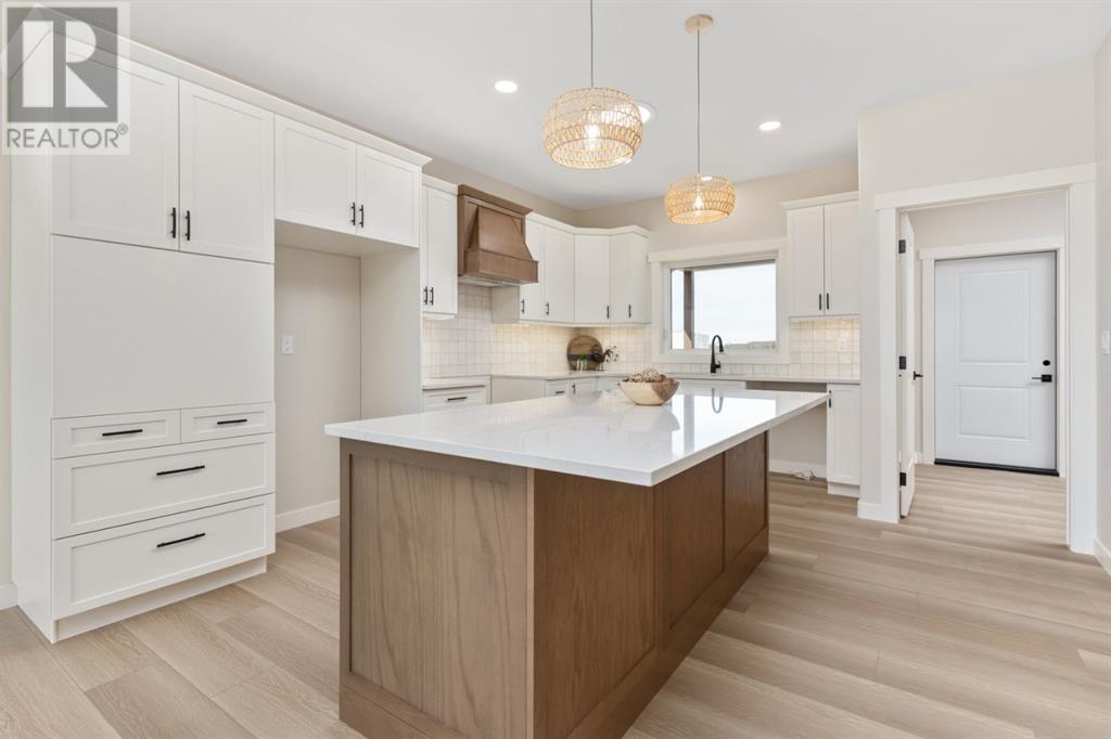 Photo 5 of 2506 62 Street, Camrose AB