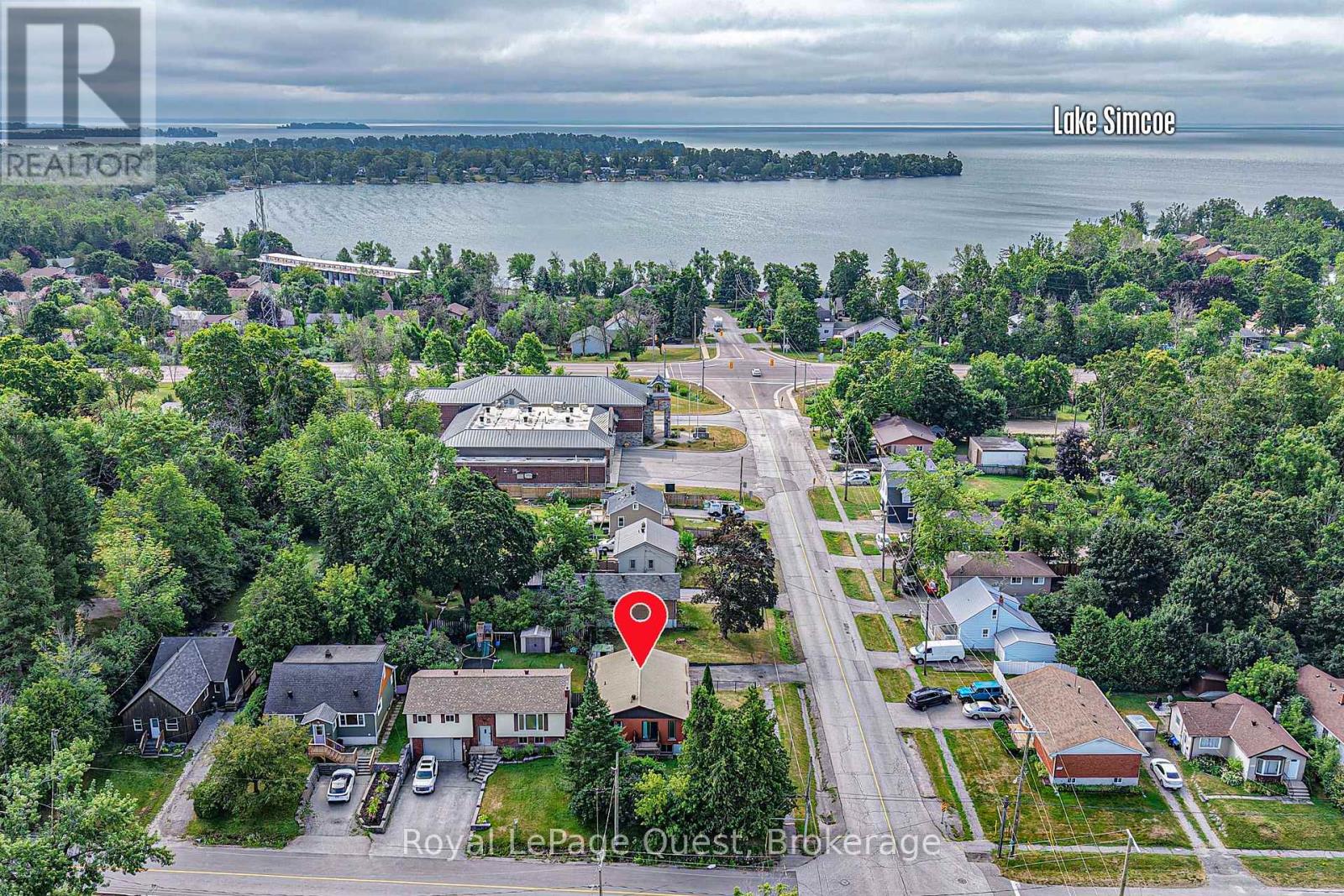 Photo 10 of 129 Simcoe Street, Orillia ON