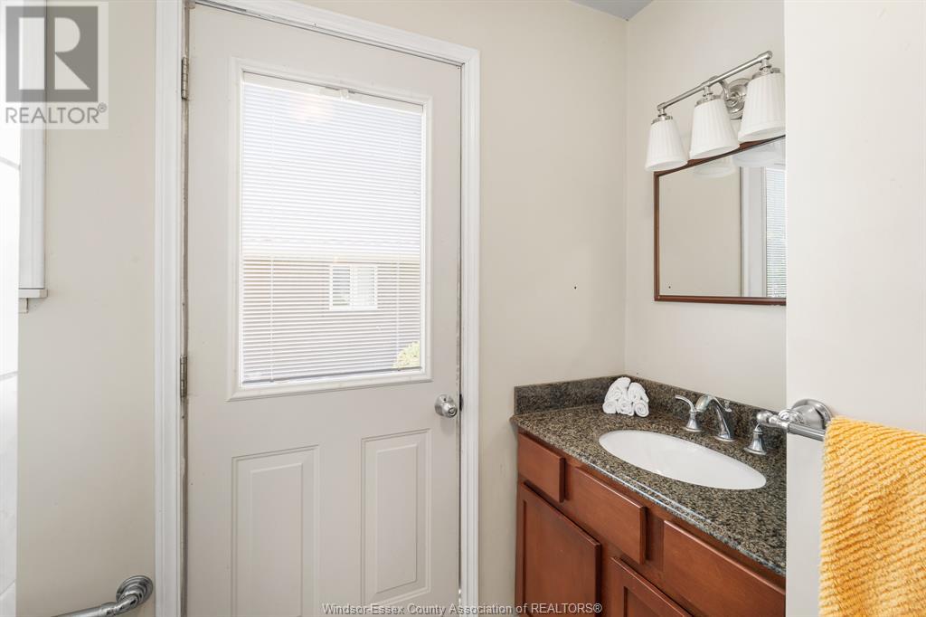 Photo 34 of 244 Robson Road, Leamington ON