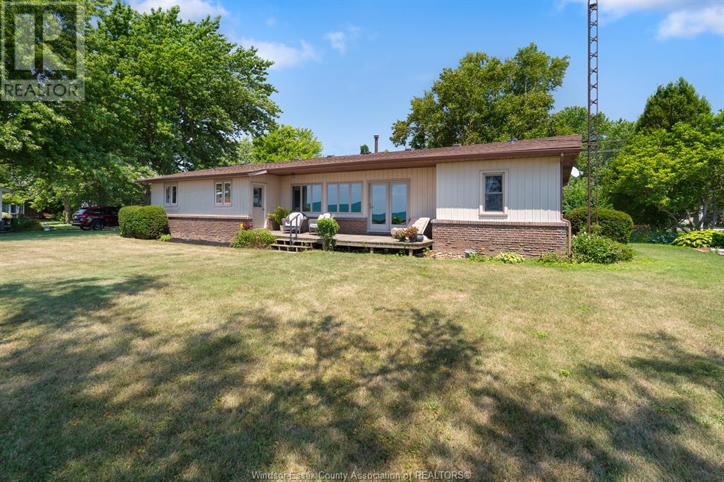 Photo 18 of 244 Robson Road, Leamington ON