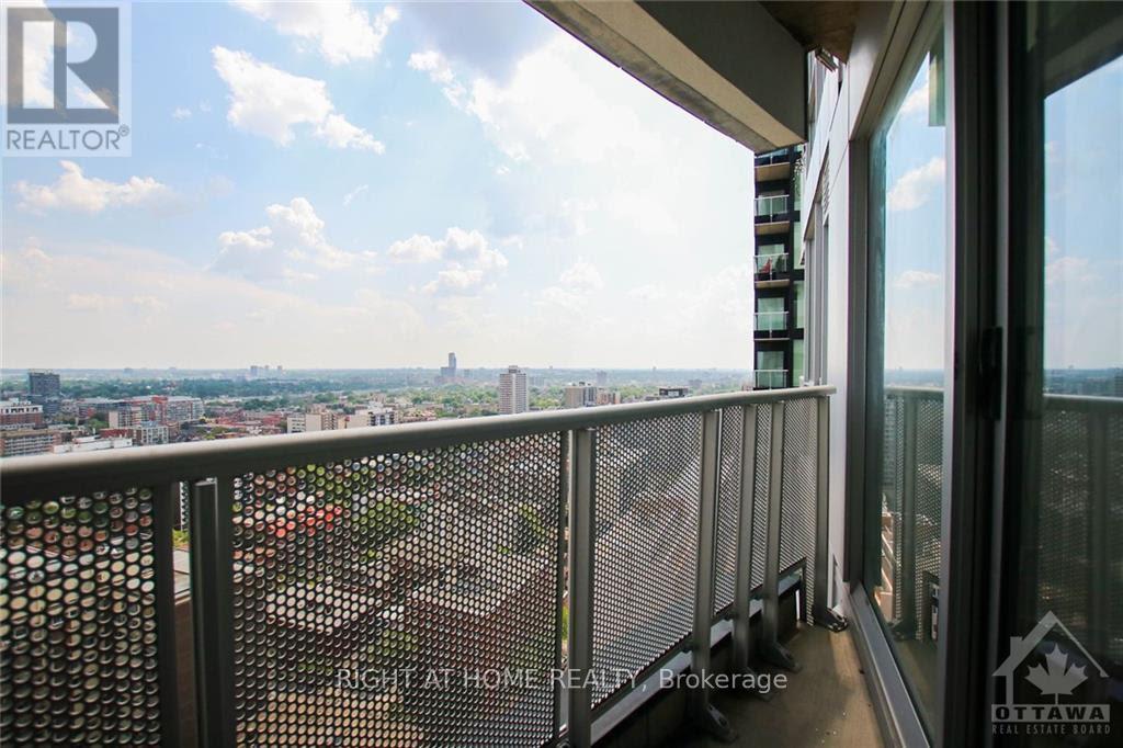 Photo 17 of 2306 40 Nepean Street, Ottawa ON