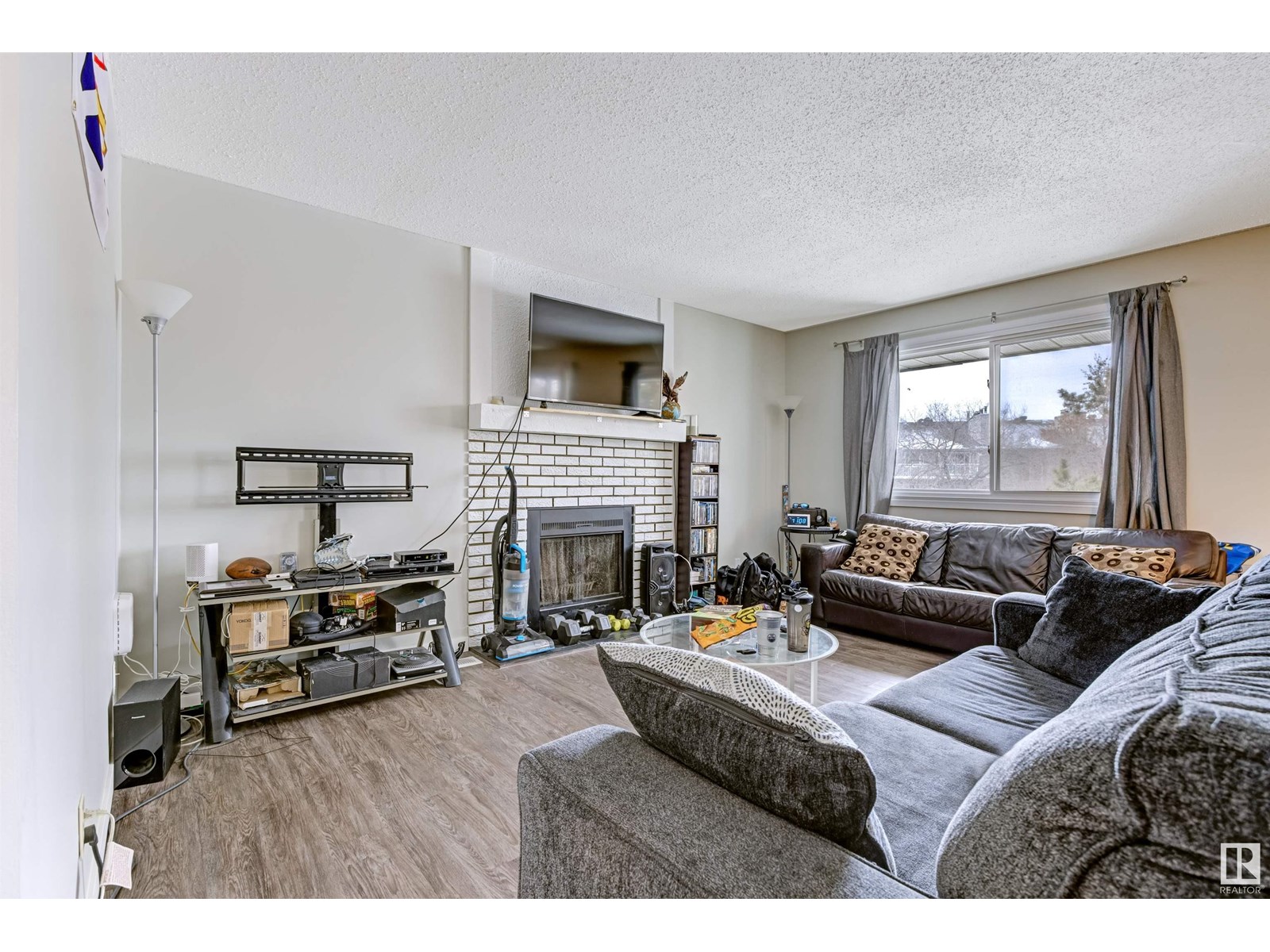 Photo 4 of 302 6204 180 St Nw, Edmonton AB