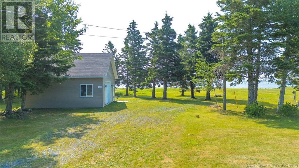 Photo 5 of 18 Rue Beausejour Street, Pointeabouleau NB