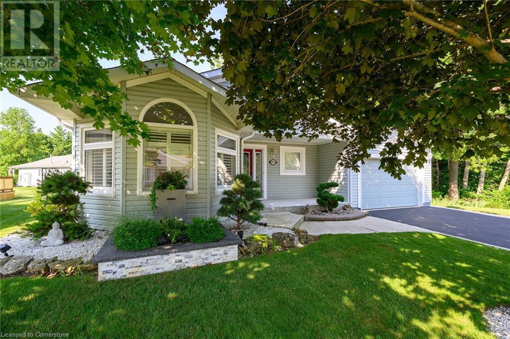 Photo 1 of 106 Bushmill Circle, Flamborough ON