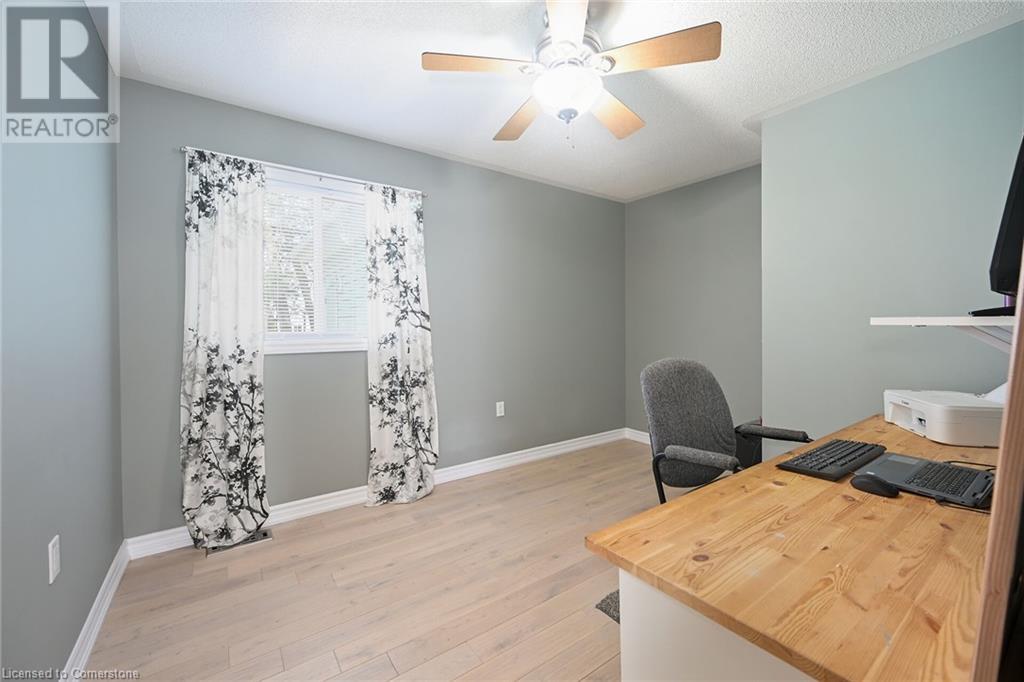 Photo 24 of 106 Bushmill Circle, Flamborough ON