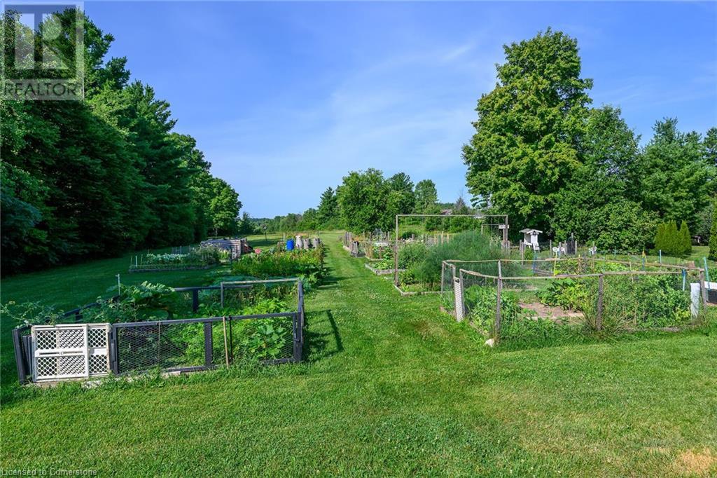 Photo 50 of 106 Bushmill Circle, Flamborough ON