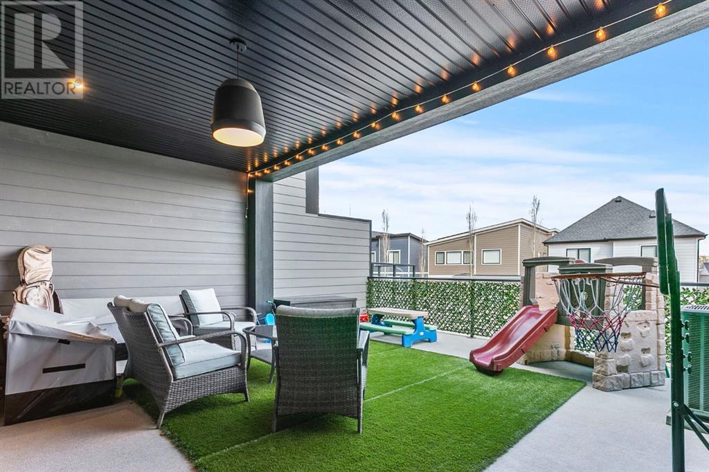 Single Family House for Sale in   Street SW Springbank Hill Calgary 