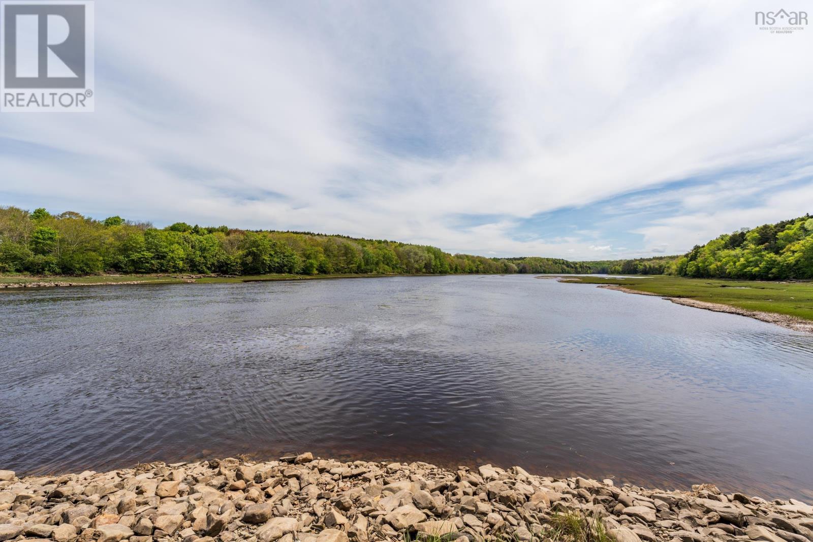 Property 25 of 33 of 4574 Highway 1