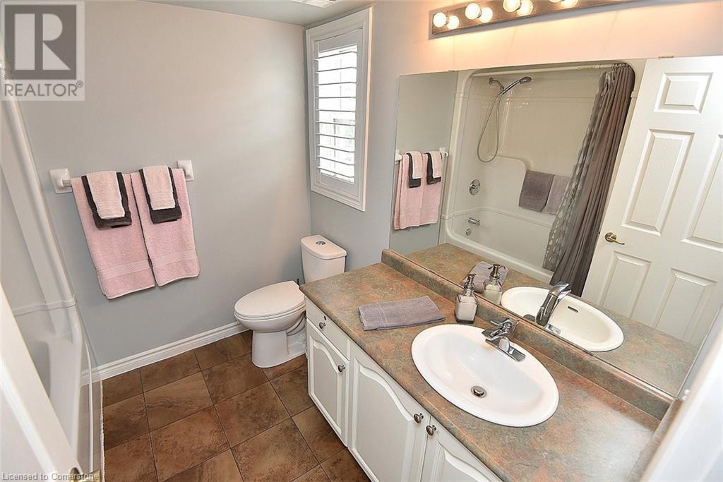 Photo 13 of 1411 Walkers Line Unit 202, Burlington ON