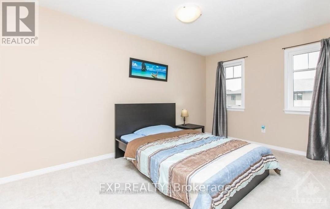 Photo 6 of 296 Losino Crescent, Ottawa ON