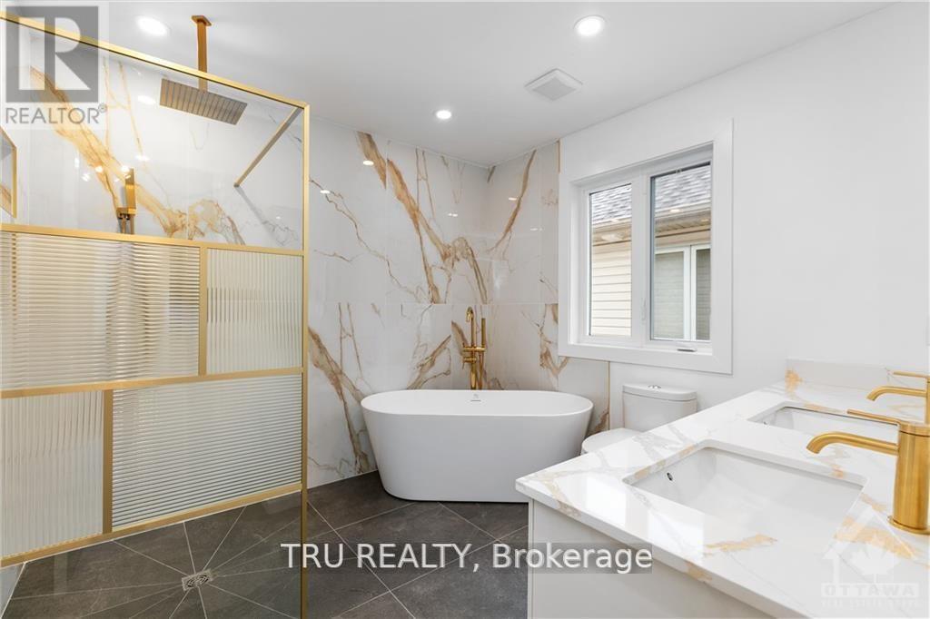 Photo 19 of 28 Borealis Crescent, Ottawa ON