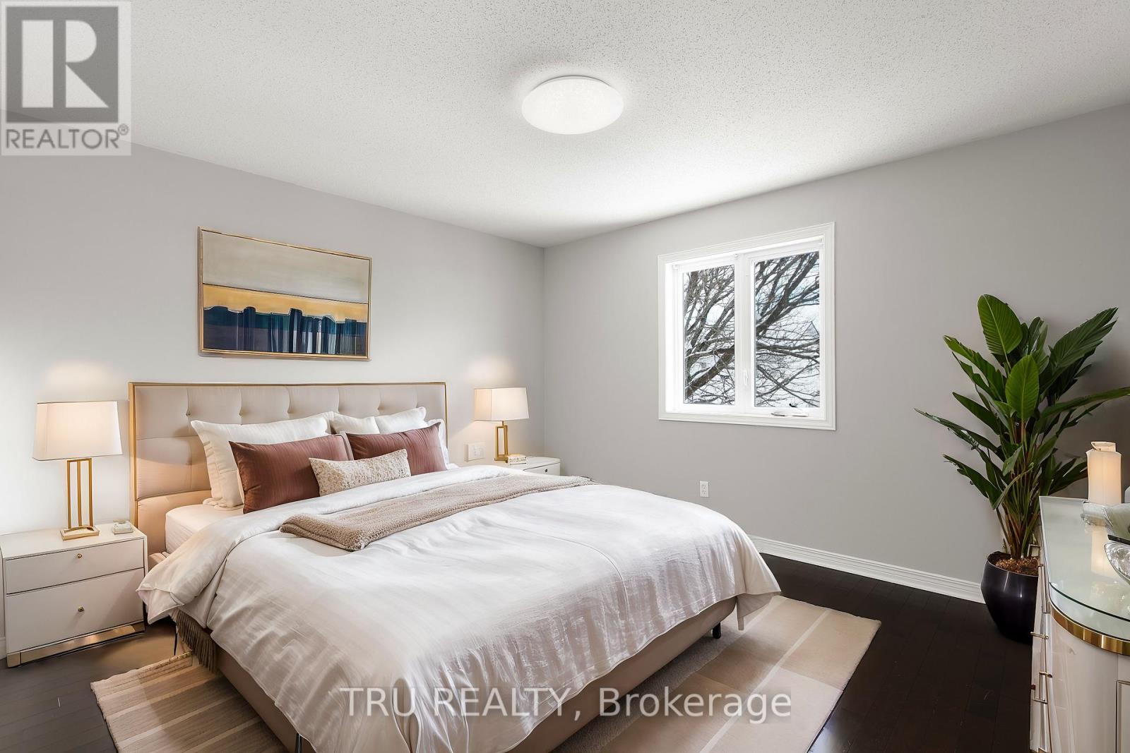 Photo 22 of 28 Borealis Crescent, Ottawa ON