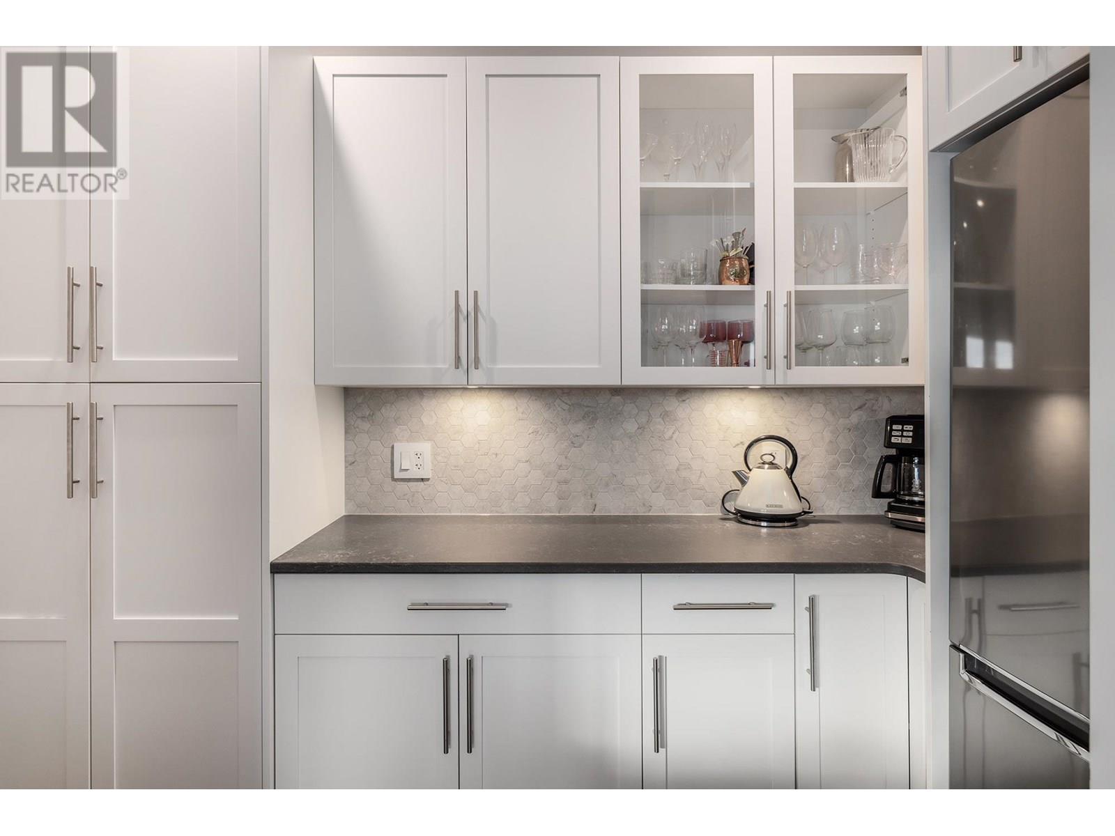  2501 Tallus Heights Drive, West Kelowna