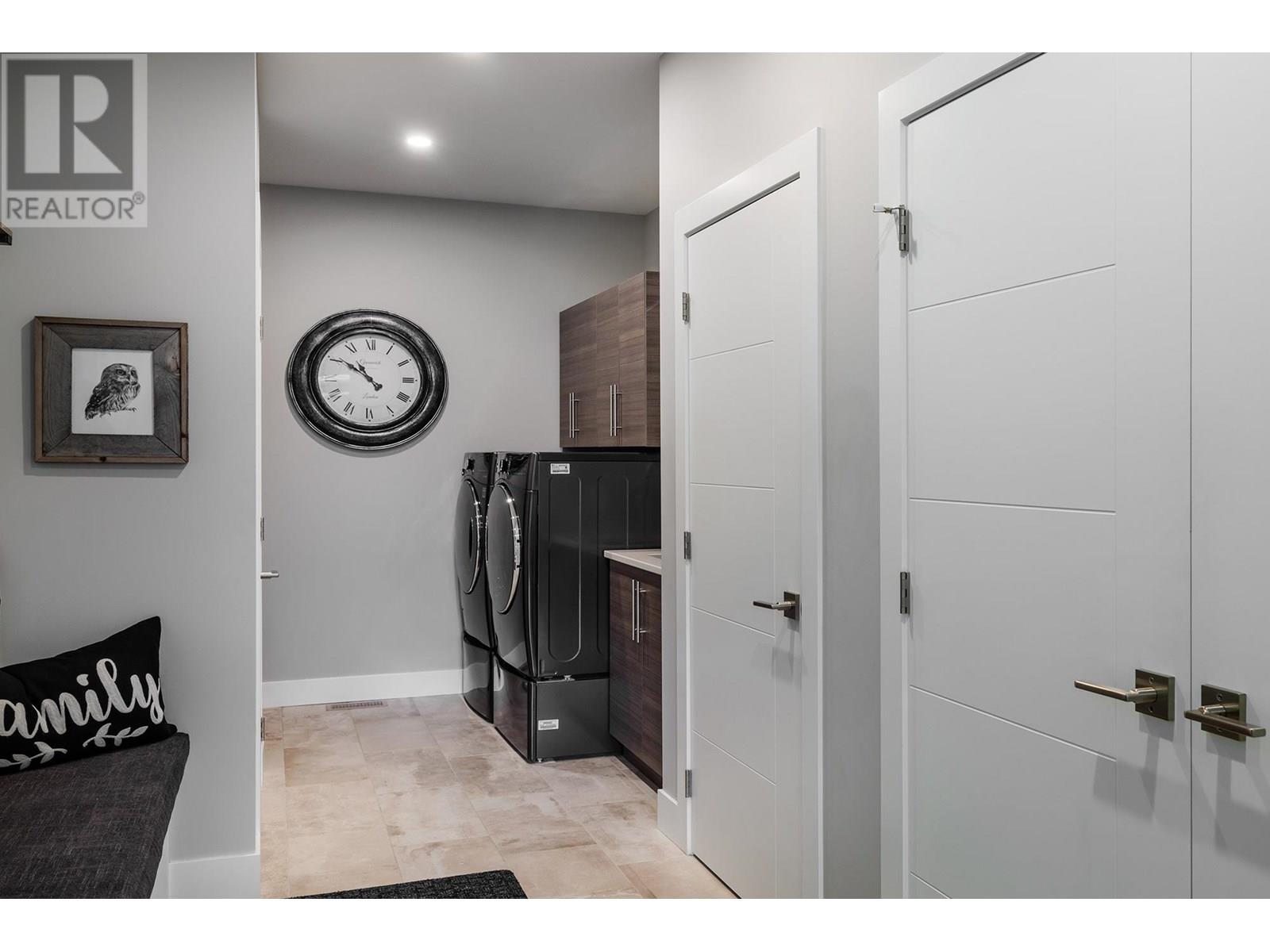  2501 Tallus Heights Drive, West Kelowna