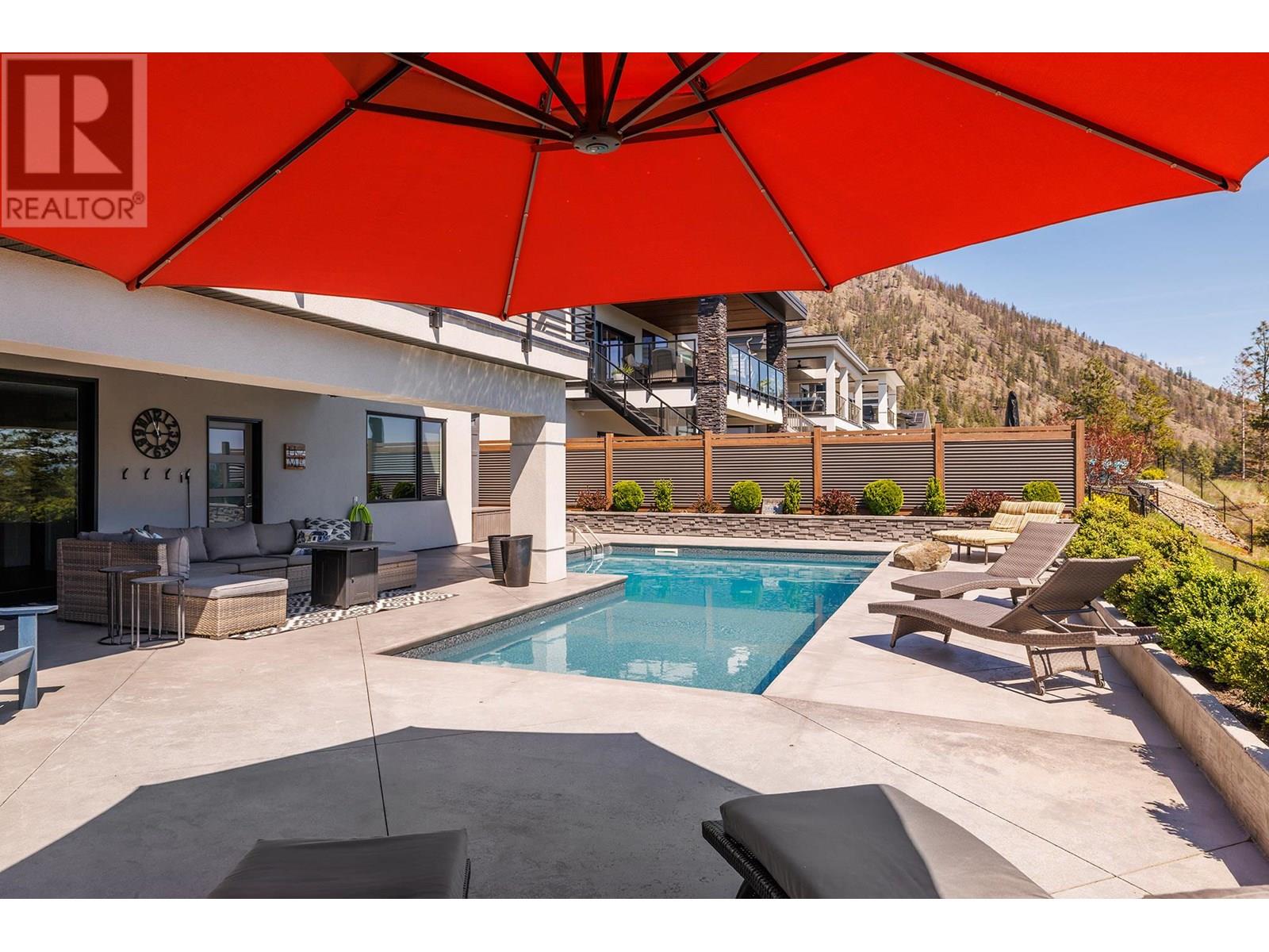  2501 Tallus Heights Drive, West Kelowna