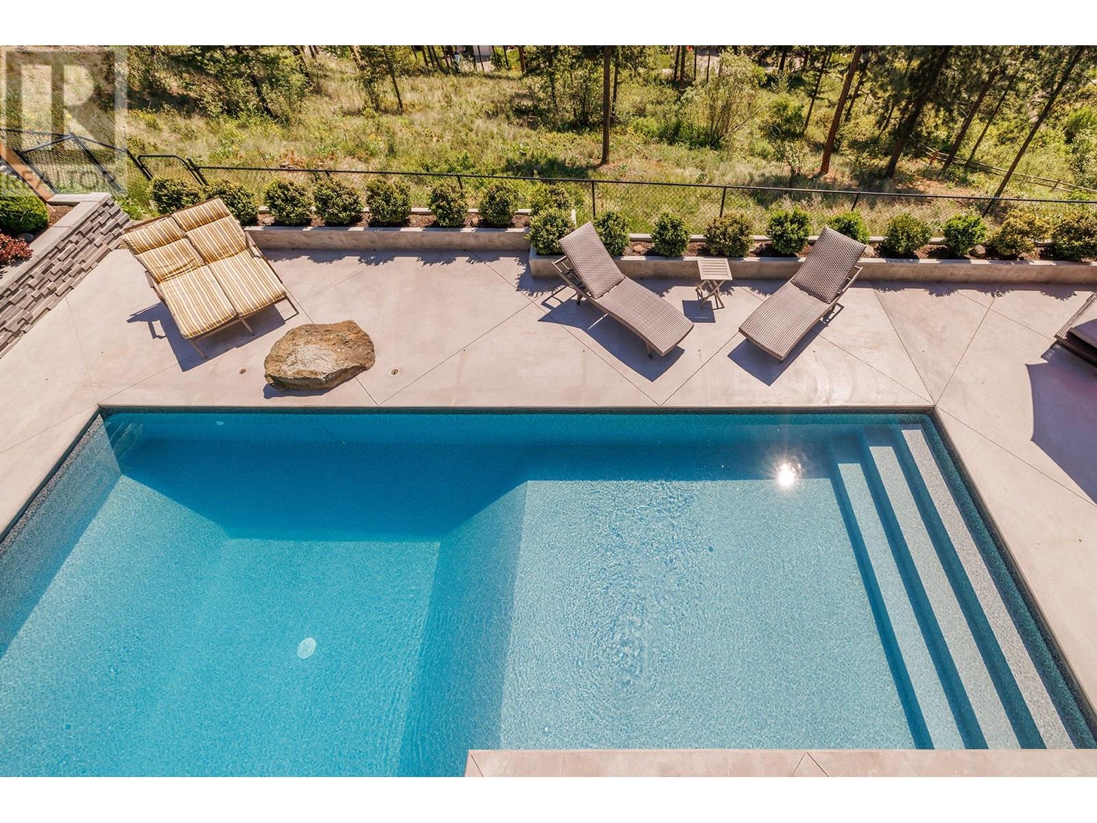  2501 Tallus Heights Drive, West Kelowna