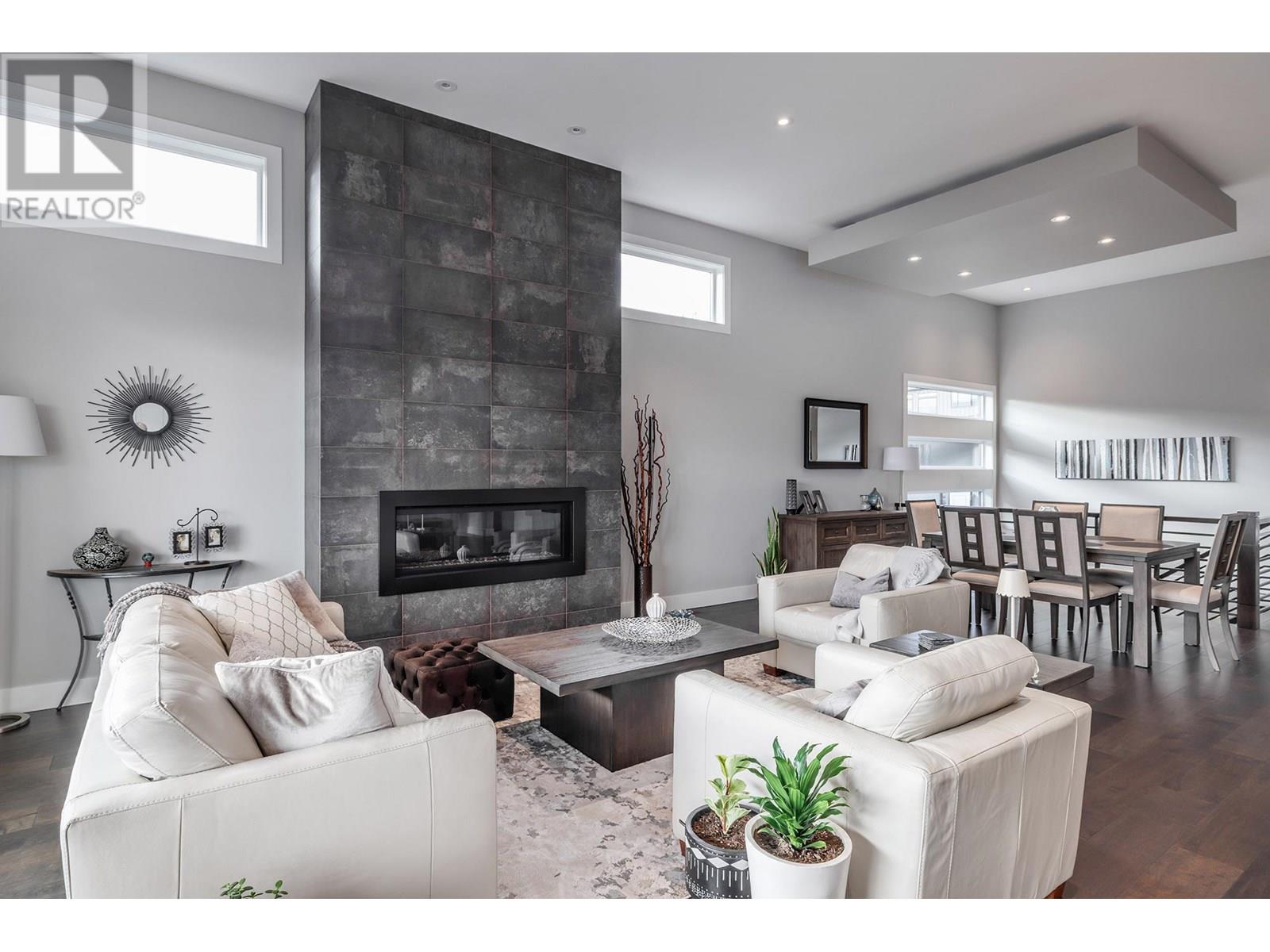  2501 Tallus Heights Drive, West Kelowna