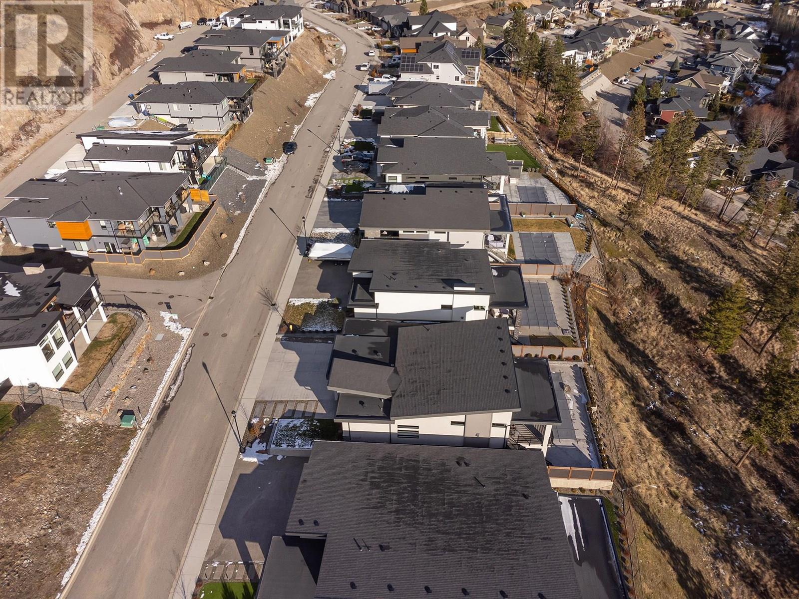  2501 Tallus Heights Drive, West Kelowna