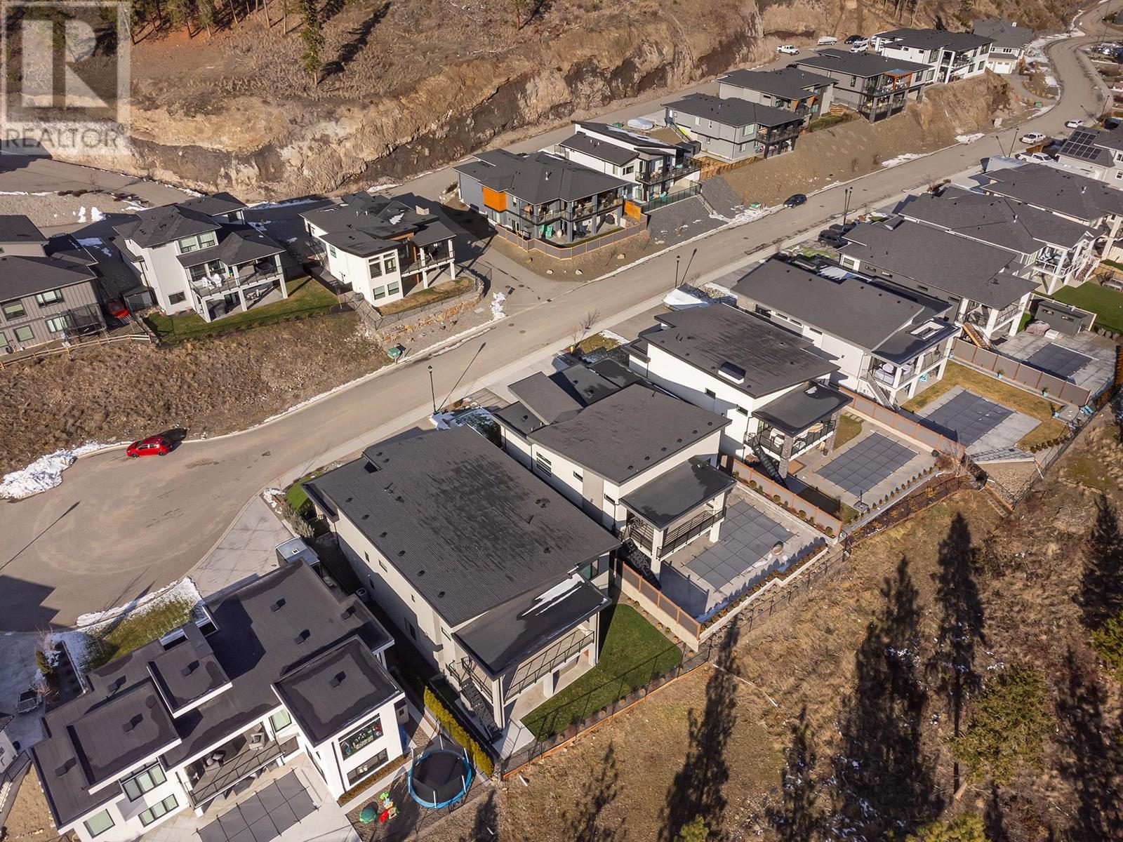  2501 Tallus Heights Drive, West Kelowna