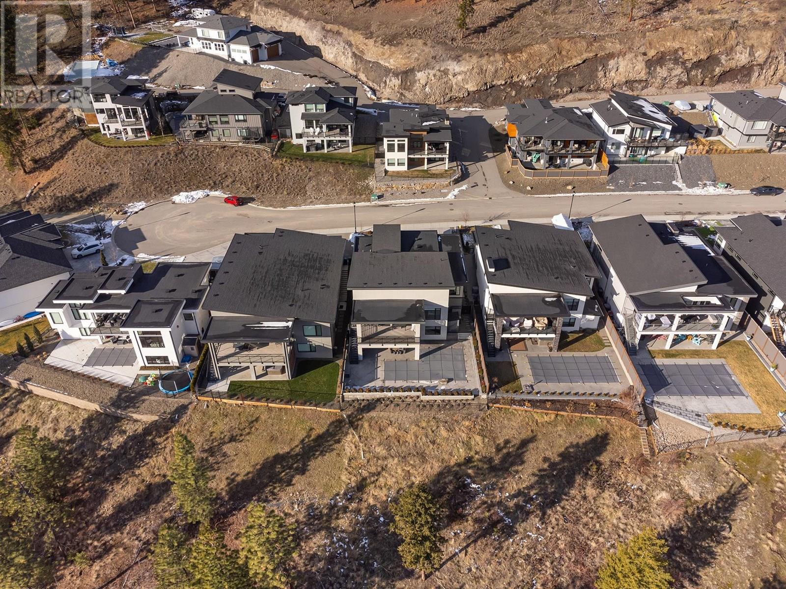  2501 Tallus Heights Drive, West Kelowna