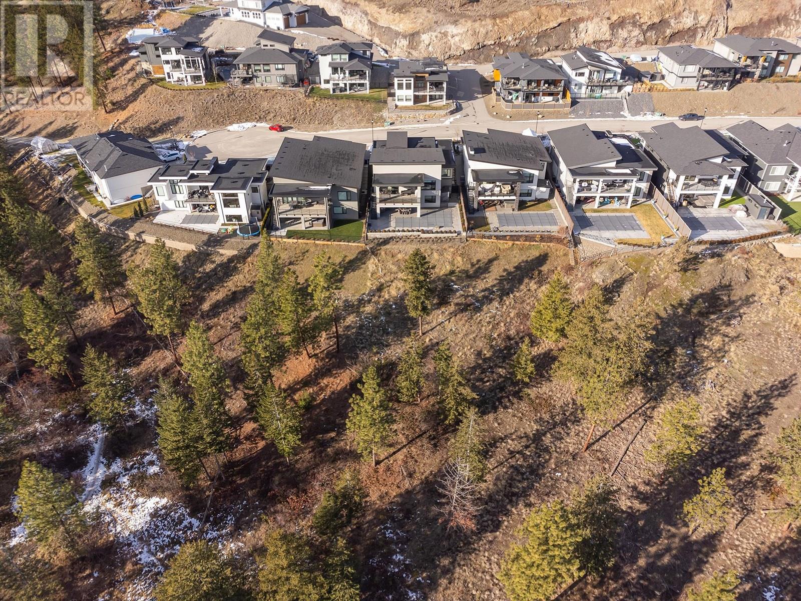  2501 Tallus Heights Drive, West Kelowna