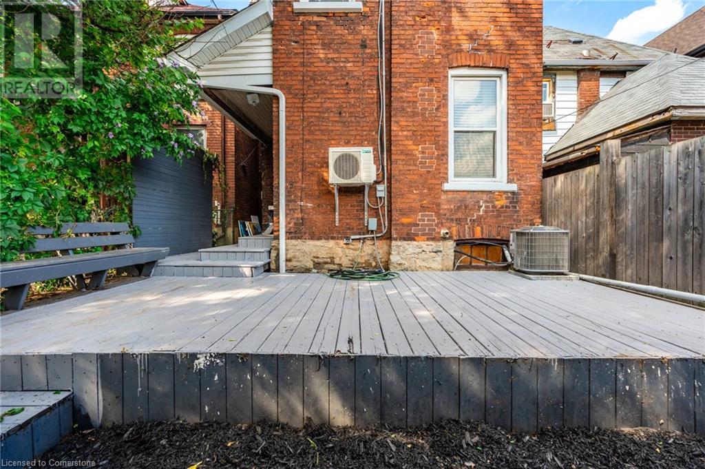 Photo 30 of 44 Bristol Street, Hamilton ON