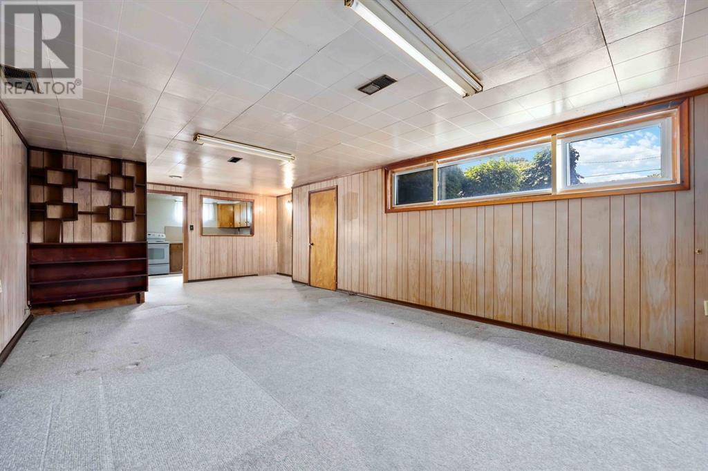 Photo 12 of 1220 Isabella Street, Sarnia ON