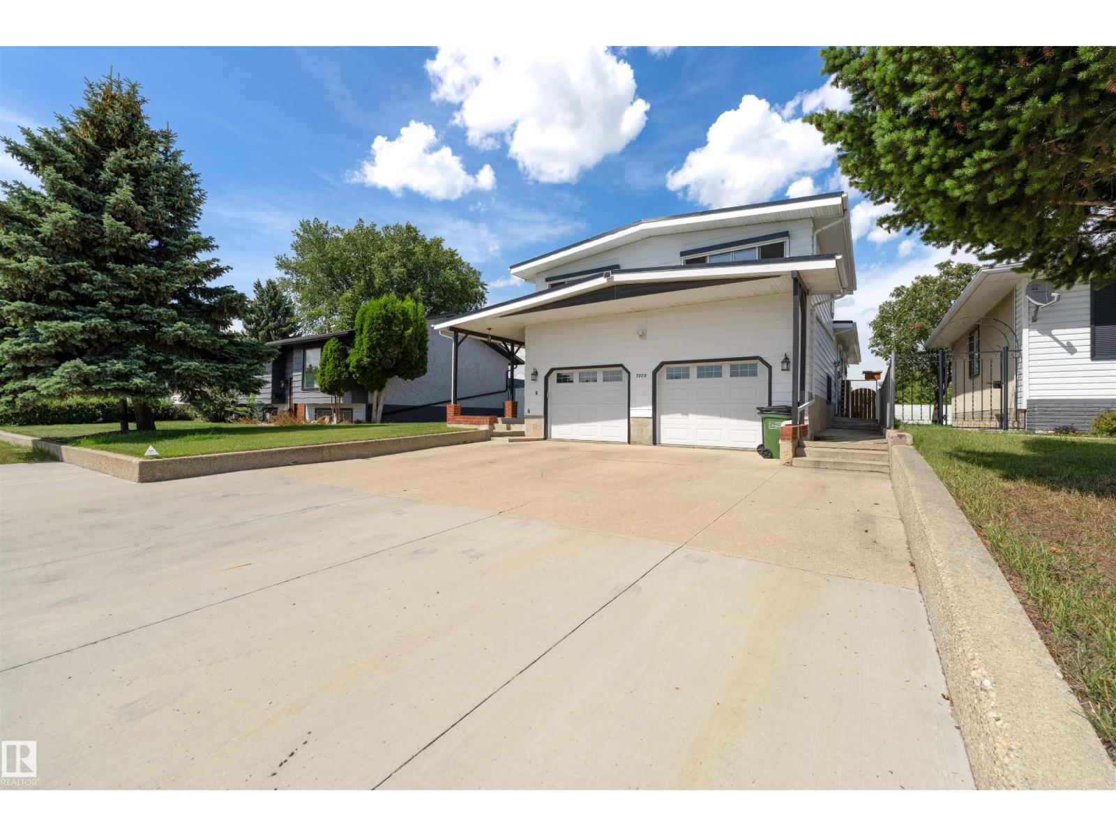 Photo 46 of 7508 147 Av Nw, Edmonton AB
