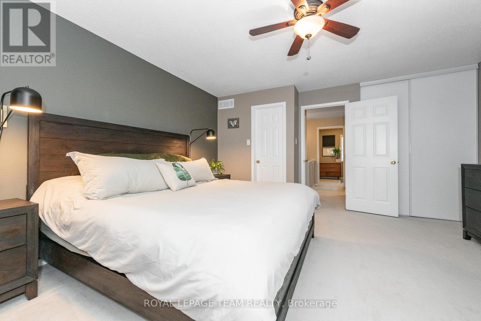 Photo 34 of 126 Wharhol Private, Ottawa ON