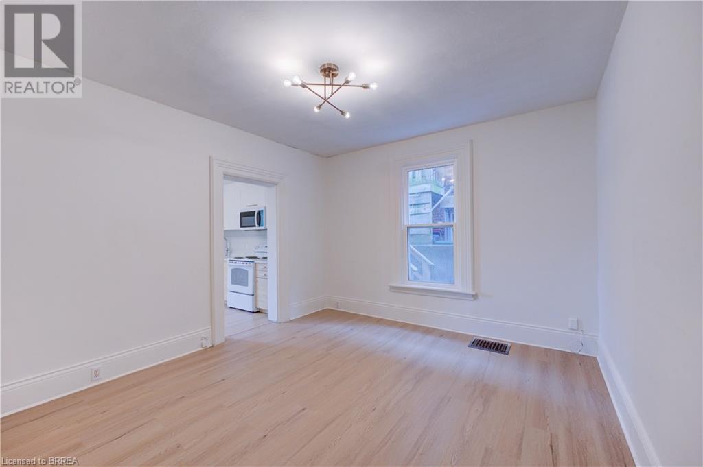 Photo 14 of 174 176 Darling Street, Brantford ON