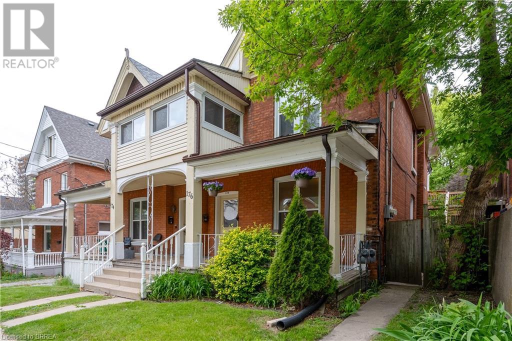 Photo 2 of 174 176 Darling Street, Brantford ON