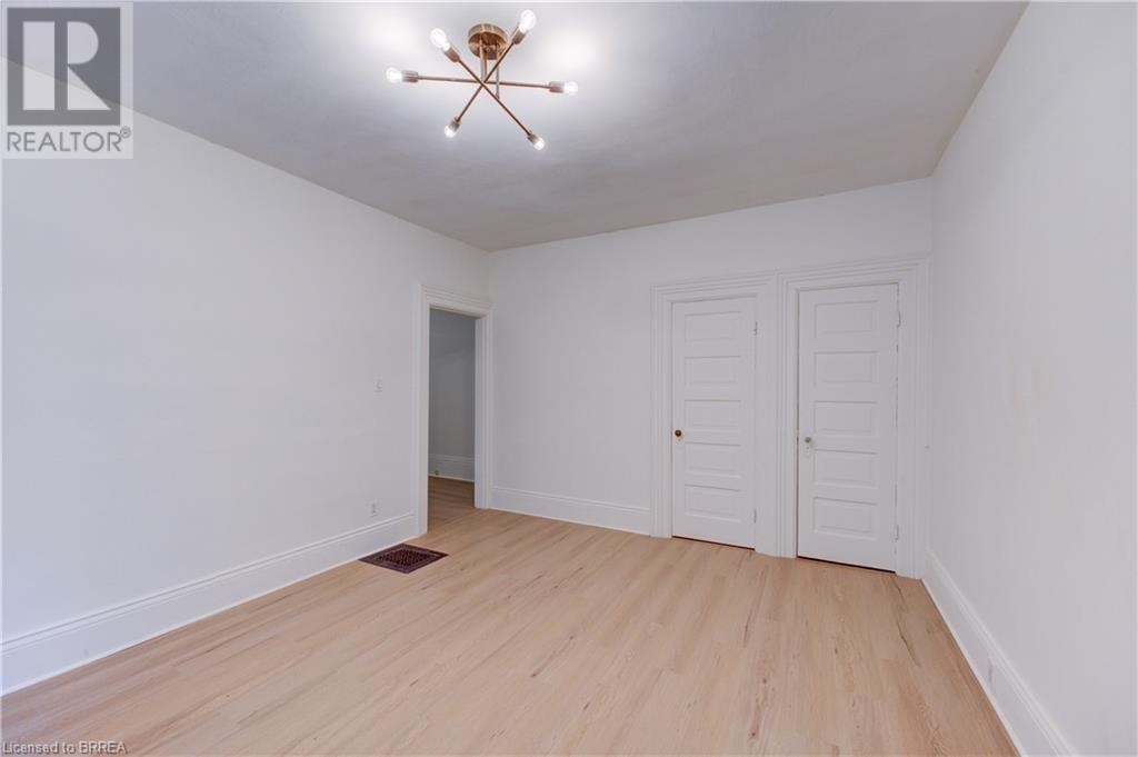 Photo 16 of 174 176 Darling Street, Brantford ON