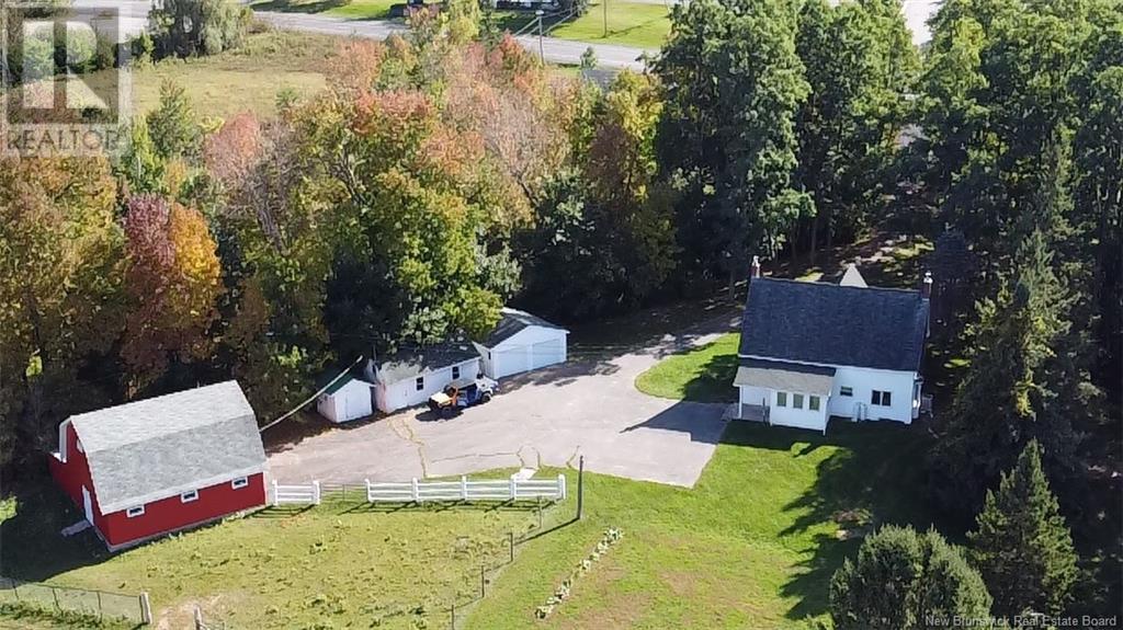 Photo 5 of 3175 Woodstock Road, Fredericton NB