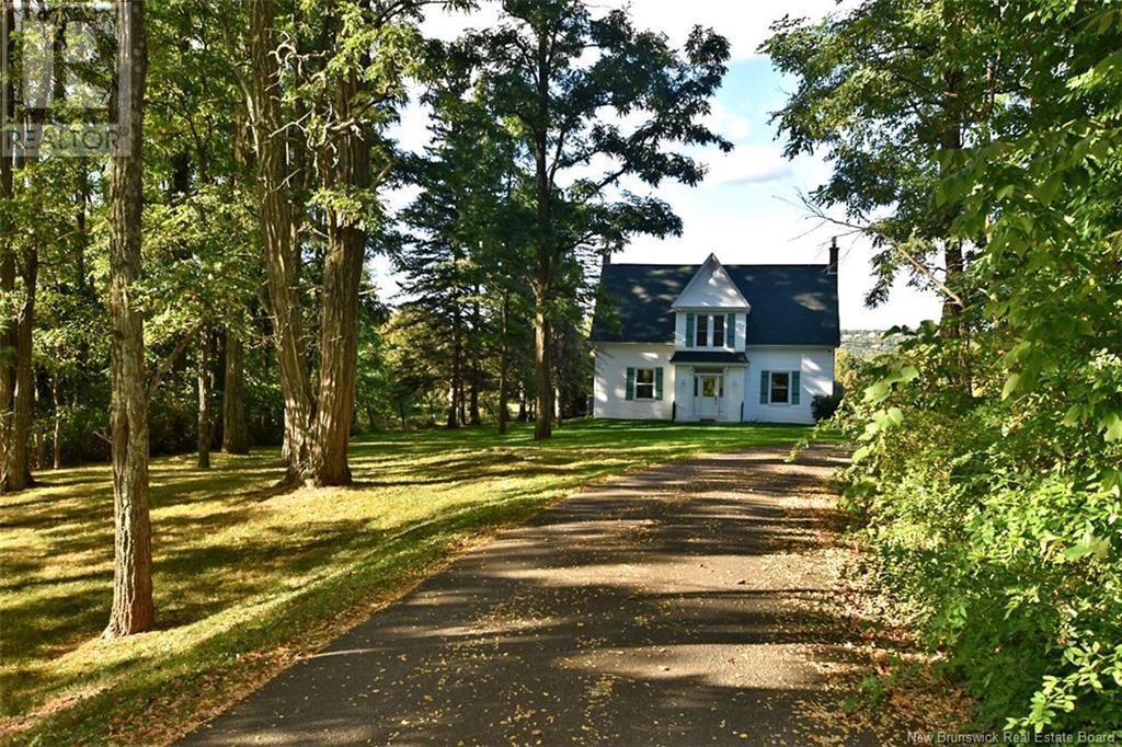 Photo 3 of 3175 Woodstock Road, Fredericton NB