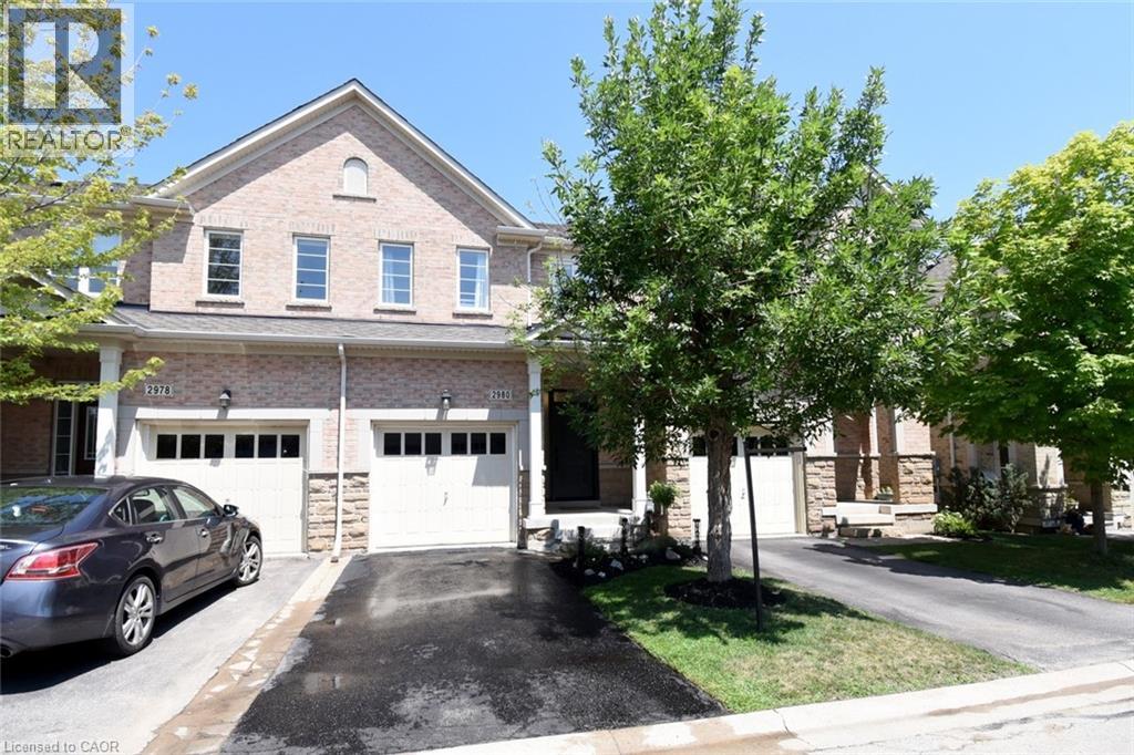 Photo 2 of 2980 Guire Common, Burlington ON