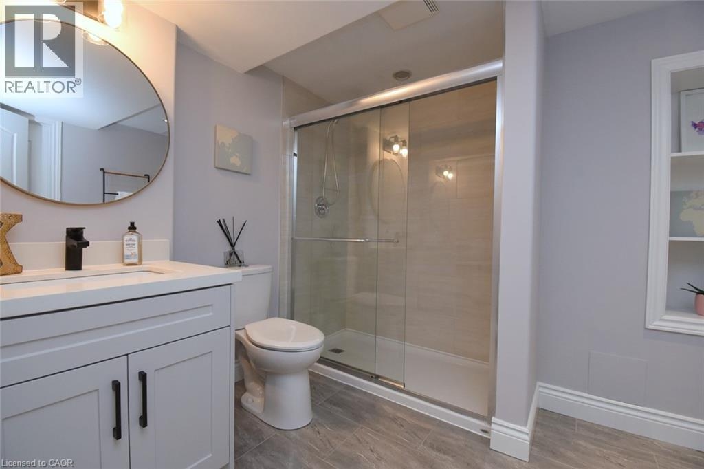 Photo 34 of 2980 Guire Common, Burlington ON