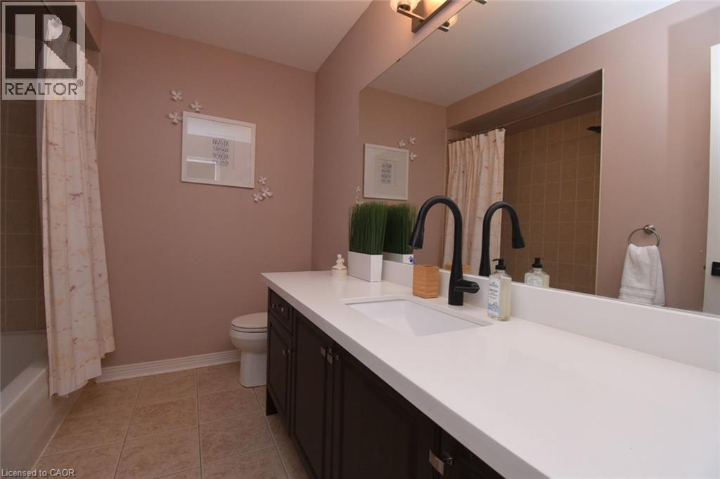 Photo 30 of 2980 Guire Common, Burlington ON
