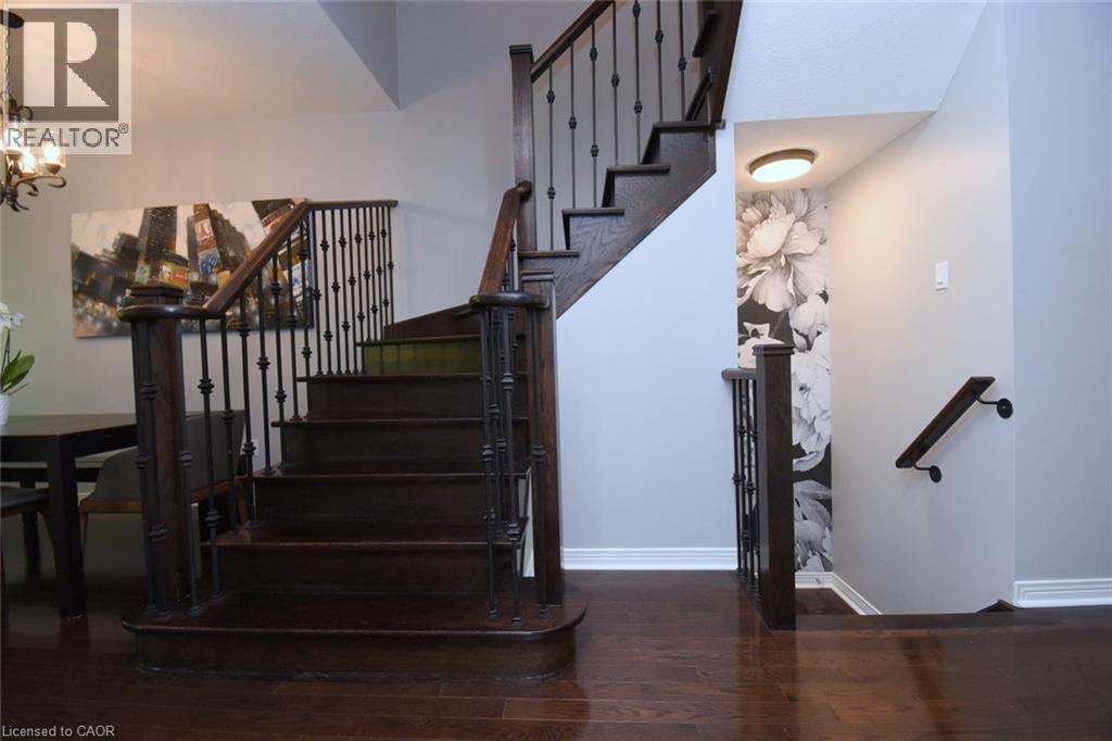 Photo 5 of 2980 Guire Common, Burlington ON
