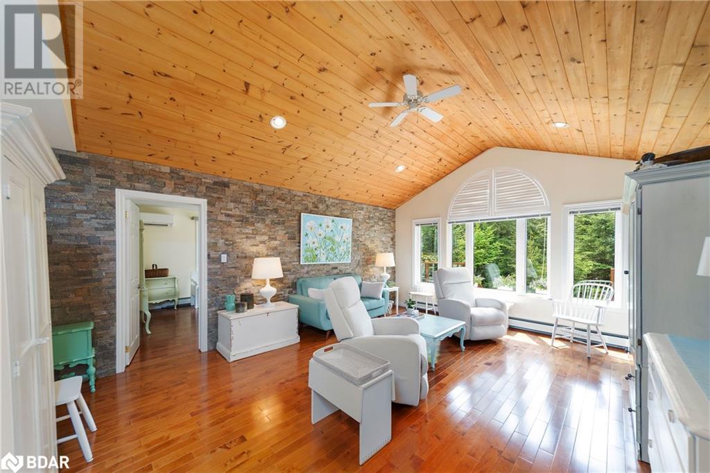 Photo 12 of 1065 Forrester Trail, Bracebridge ON