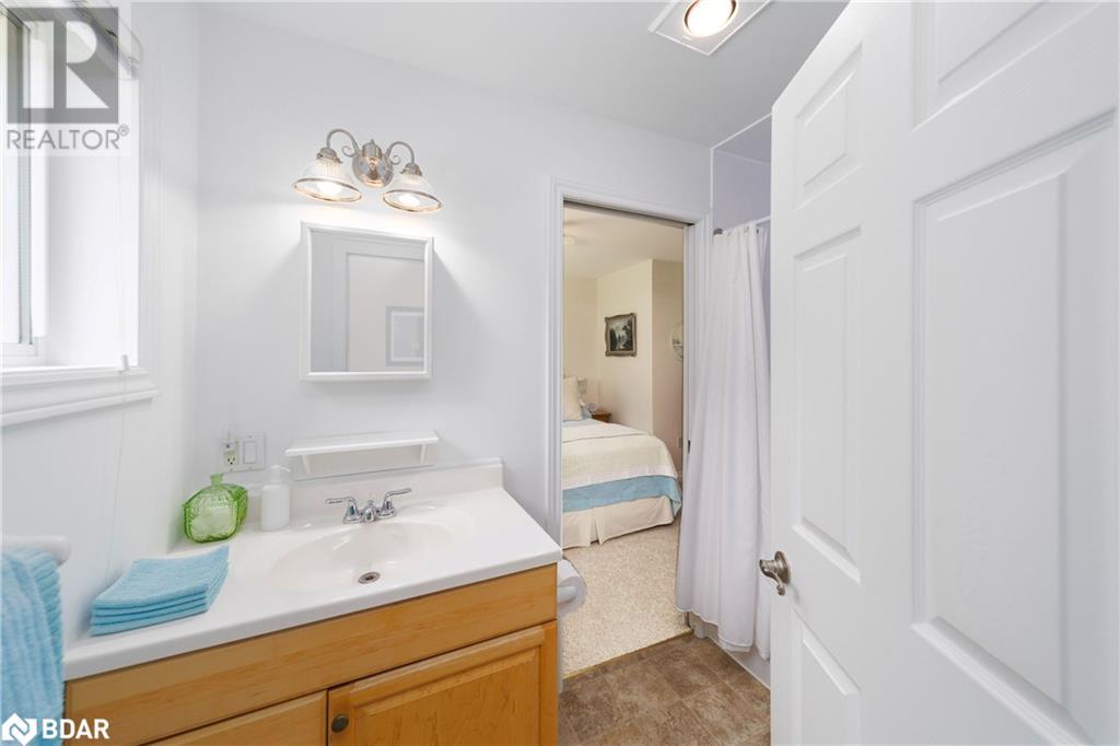 Photo 19 of 1065 Forrester Trail, Bracebridge ON