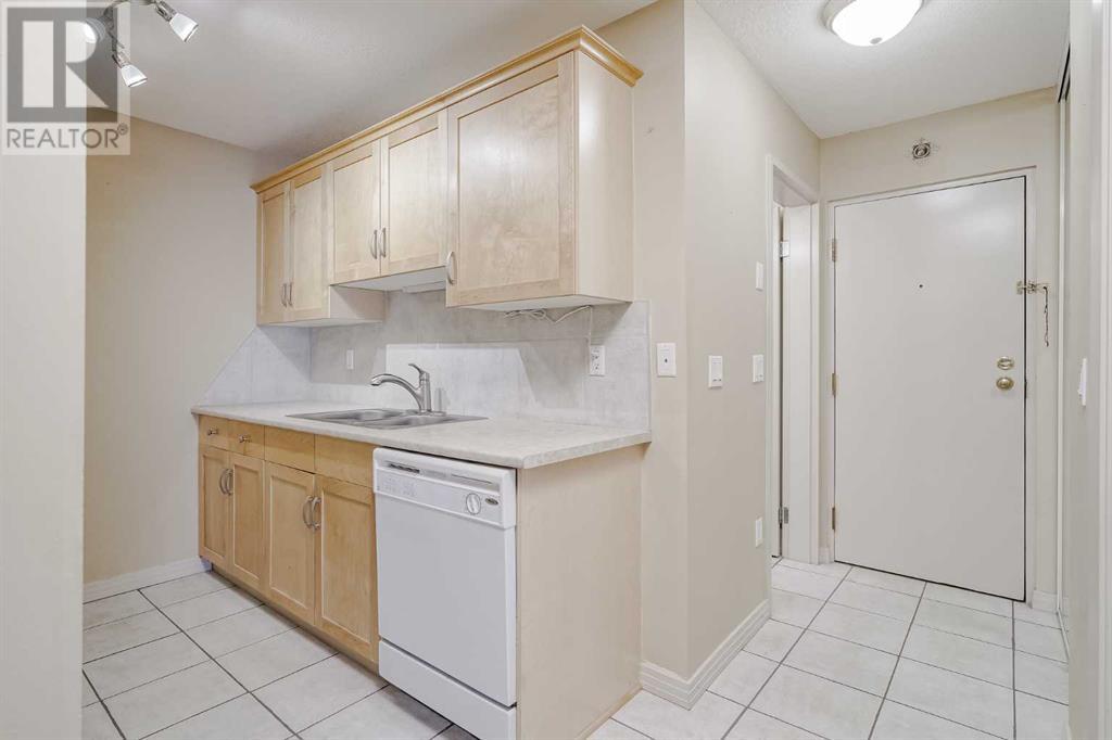 Single Family House for Sale in    Street SW Canyon Meadows Calgary 