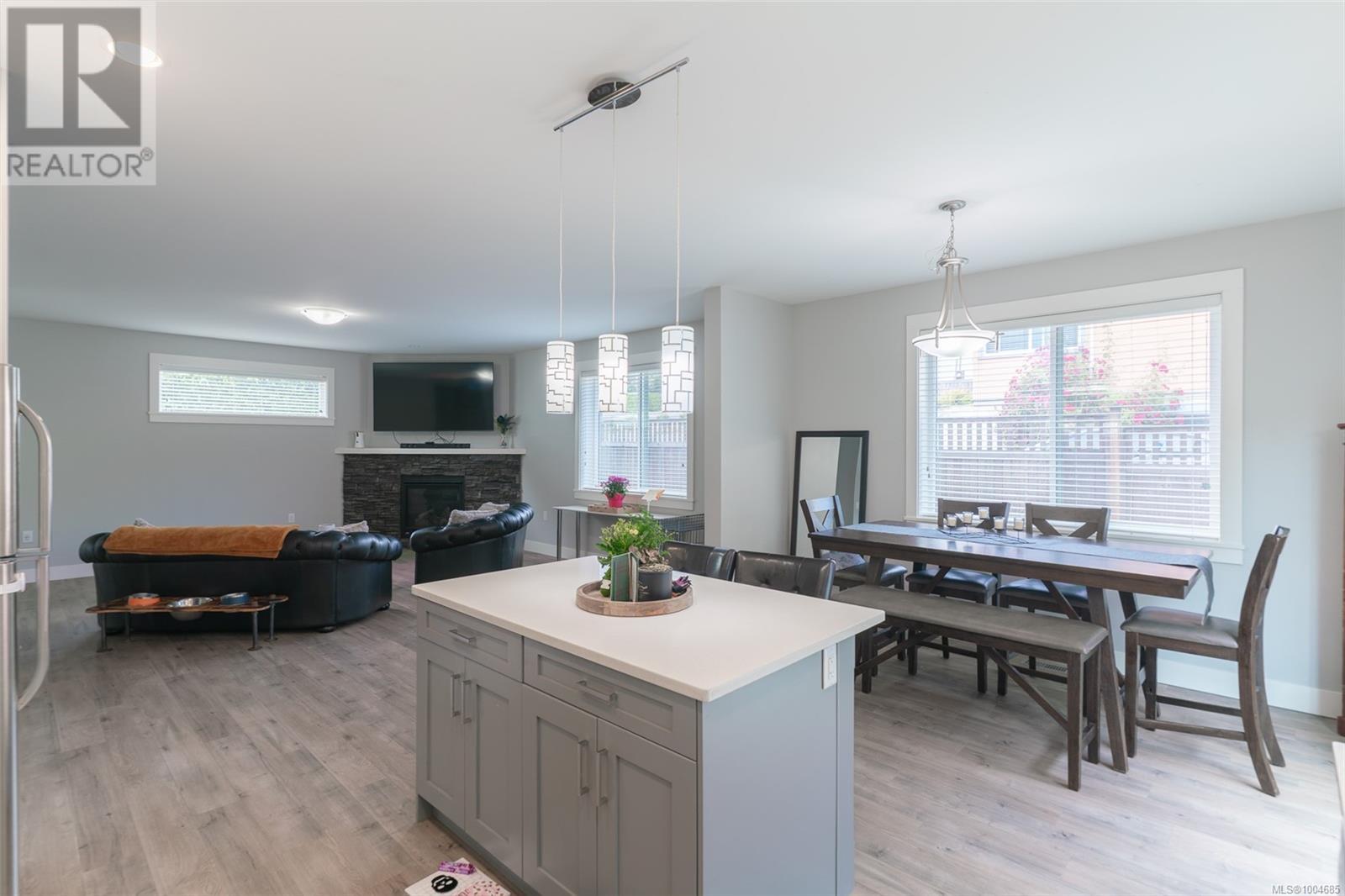 Photo 16 of 820 Brechin Rd, Nanaimo BC