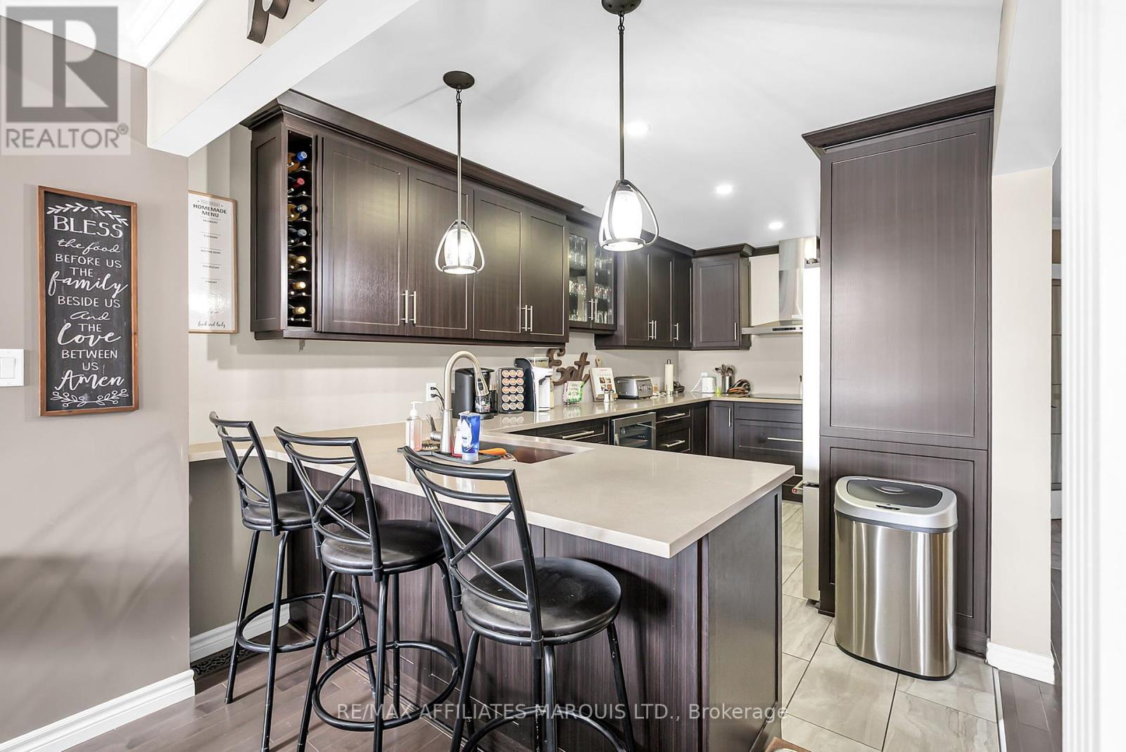 Photo 15 of 110 Heritage Pl Place, Cornwall ON