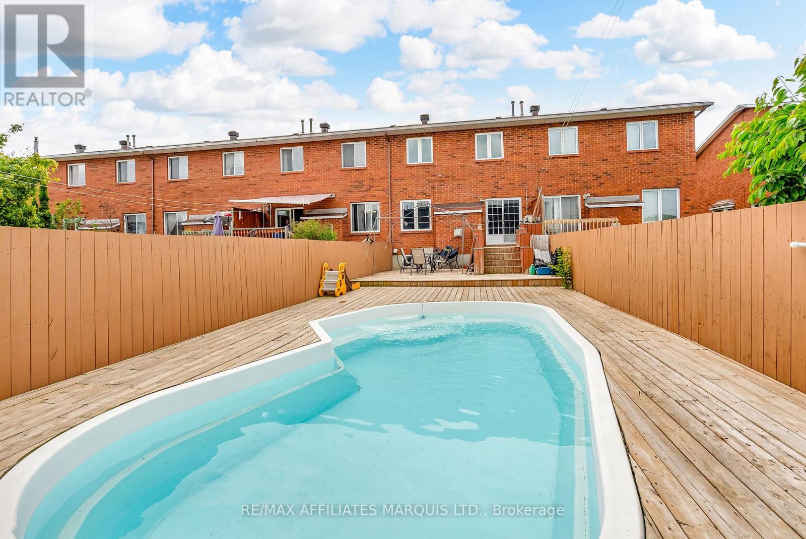 Photo 37 of 110 Heritage Pl Place, Cornwall ON